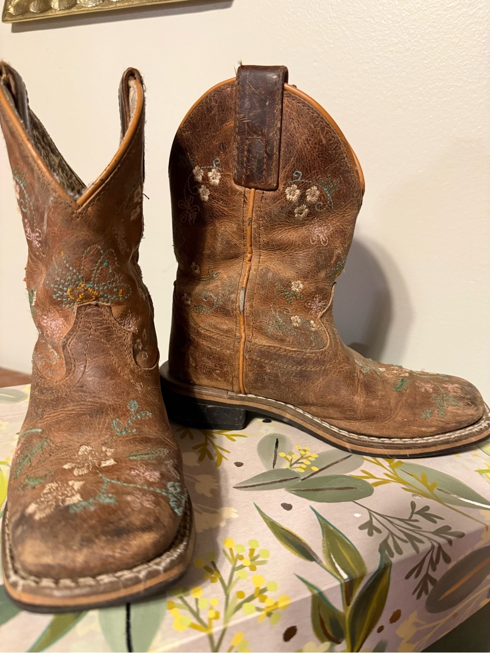 Girls Brown Embroidered Western Pull-On Boots